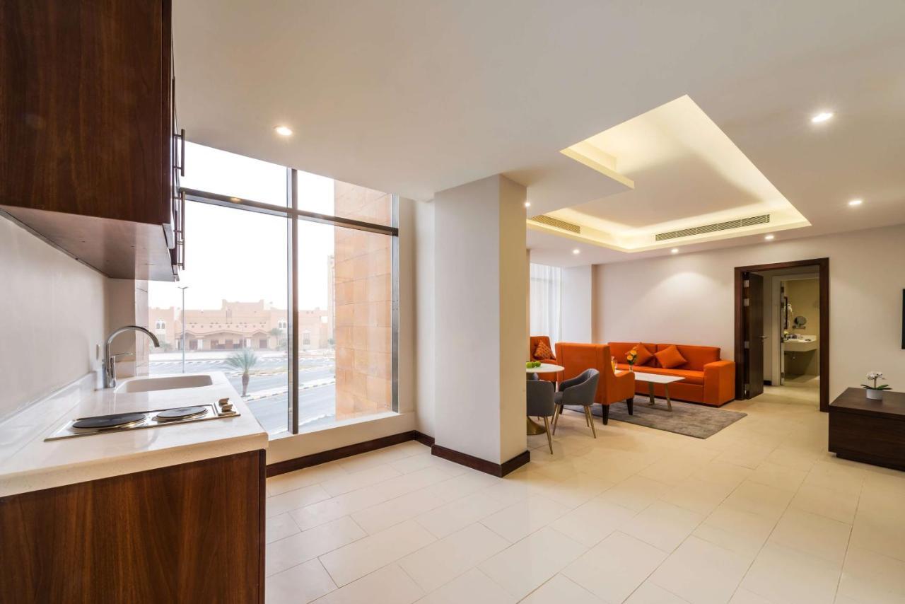 Best Western Plus Al Qurayyat City Center Eksteriør billede