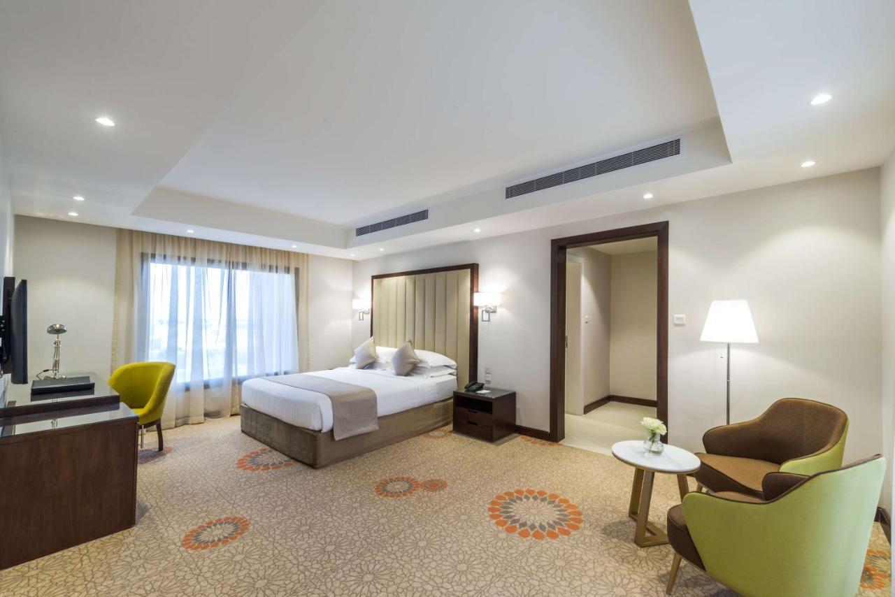 Best Western Plus Al Qurayyat City Center Eksteriør billede