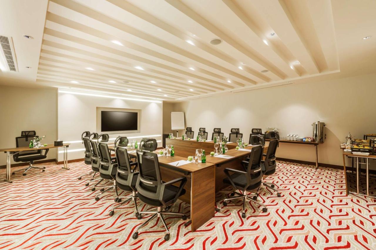 Best Western Plus Al Qurayyat City Center Eksteriør billede