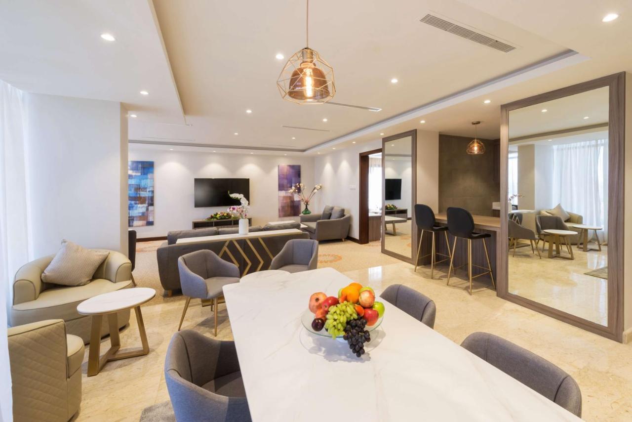 Best Western Plus Al Qurayyat City Center Eksteriør billede